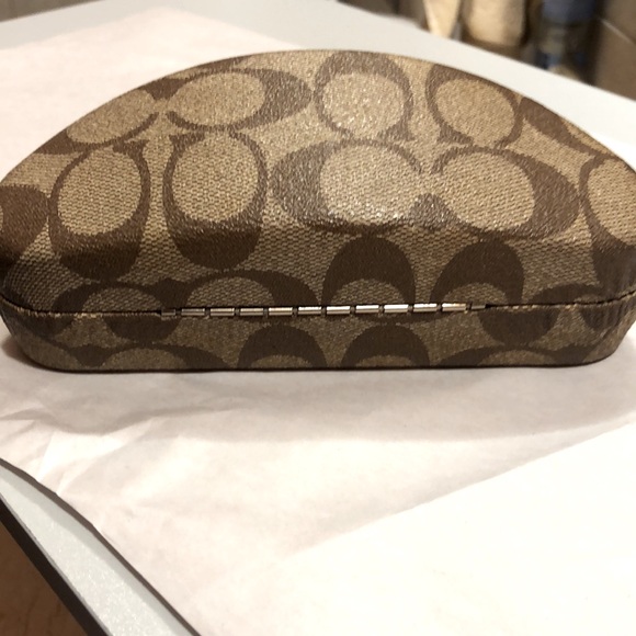 COACH Eyewear Case / Brown Clamshell - Picture 2 of 8